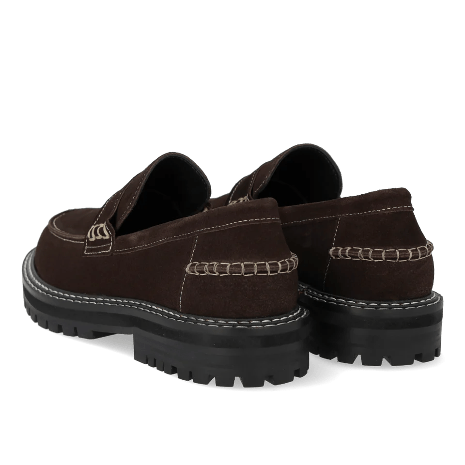 Angulus 1715 - 101 brun ruskind penny loafer med kontraststikninger