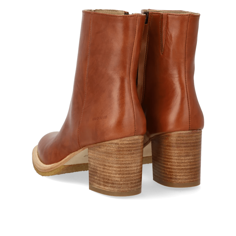 Angulus 7696 - 101 Cognac stv. på blokhæl