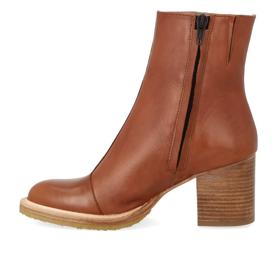 Angulus 7696 - 101 Cognac stv. på blokhæl