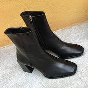 Billi Bi - A3523 - hælstøvle m. kantet snude - sort