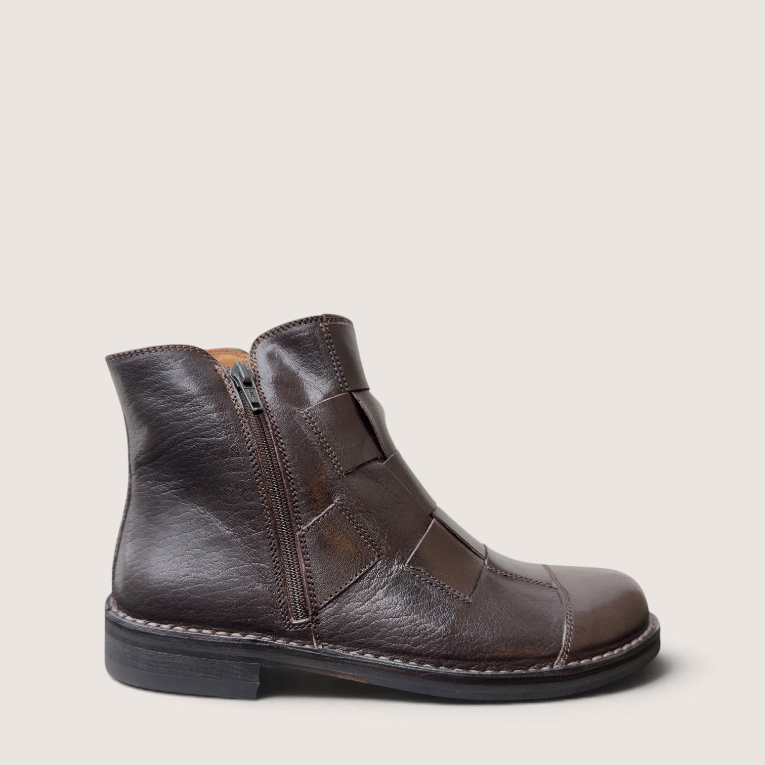 Bubetti 2531 Bred mørk brun flet støvle