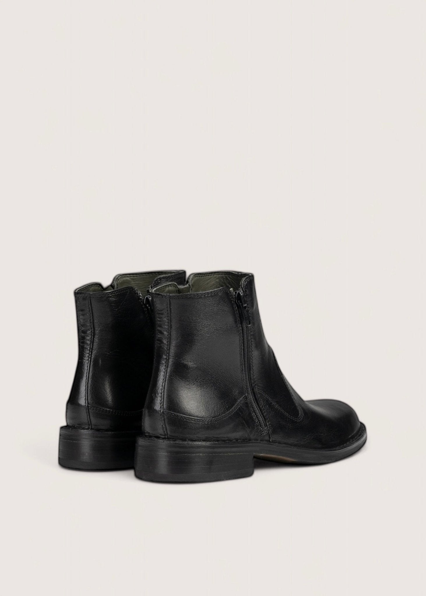 Bubetti 2558 Bred sort støvle med dobbelt lynlås