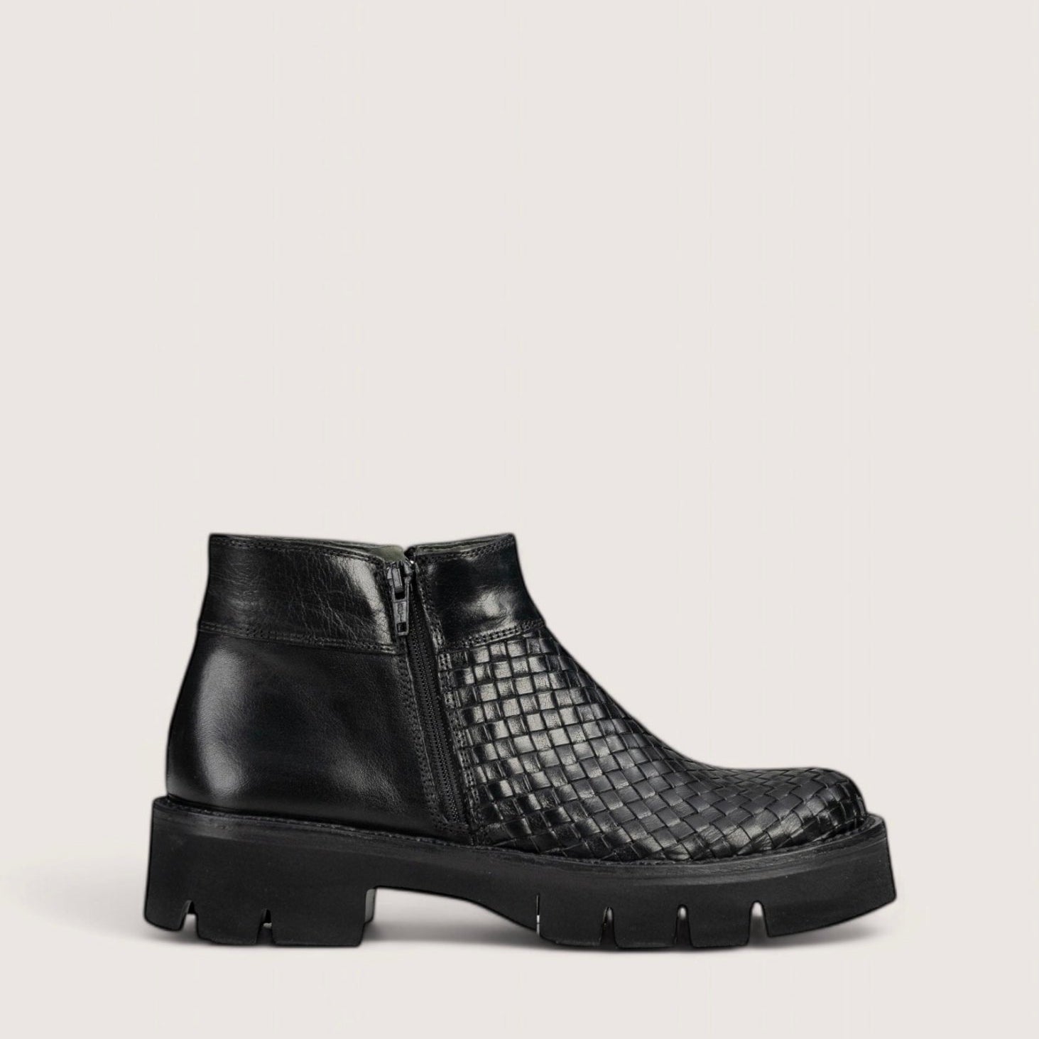 Bubetti 2609 letvægts sort håndflettet