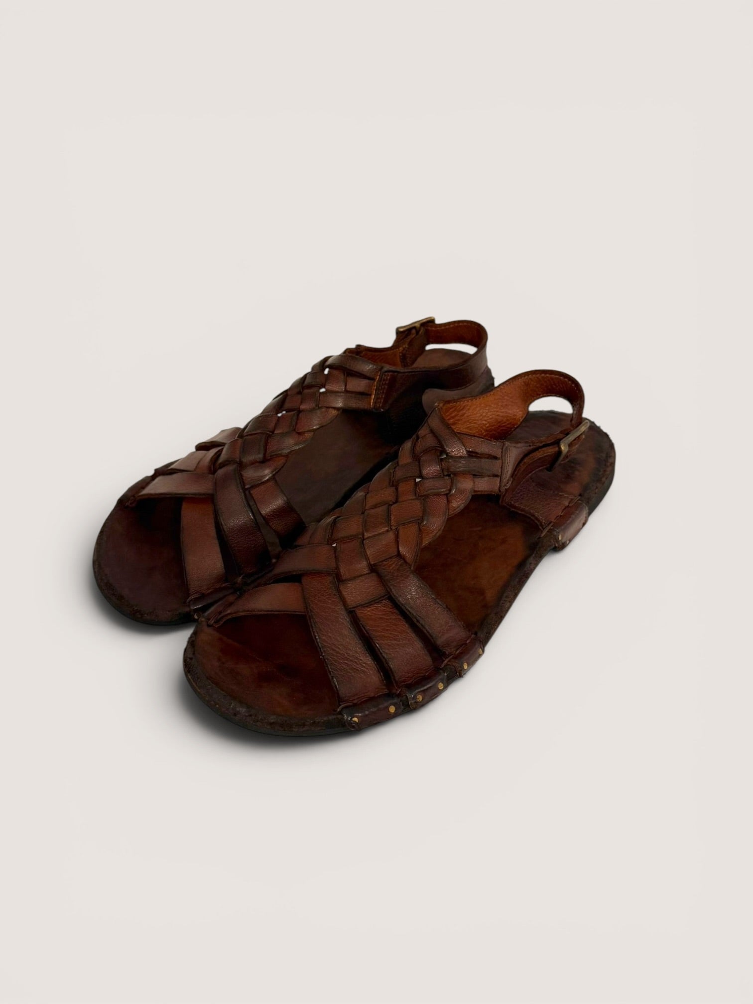 Bubetti 3456 Kastanje Patina rem sandal med flet