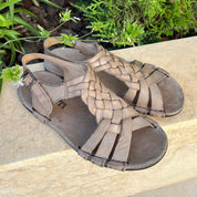 Bubetti 3456 Taupe Patina remsandal med flet