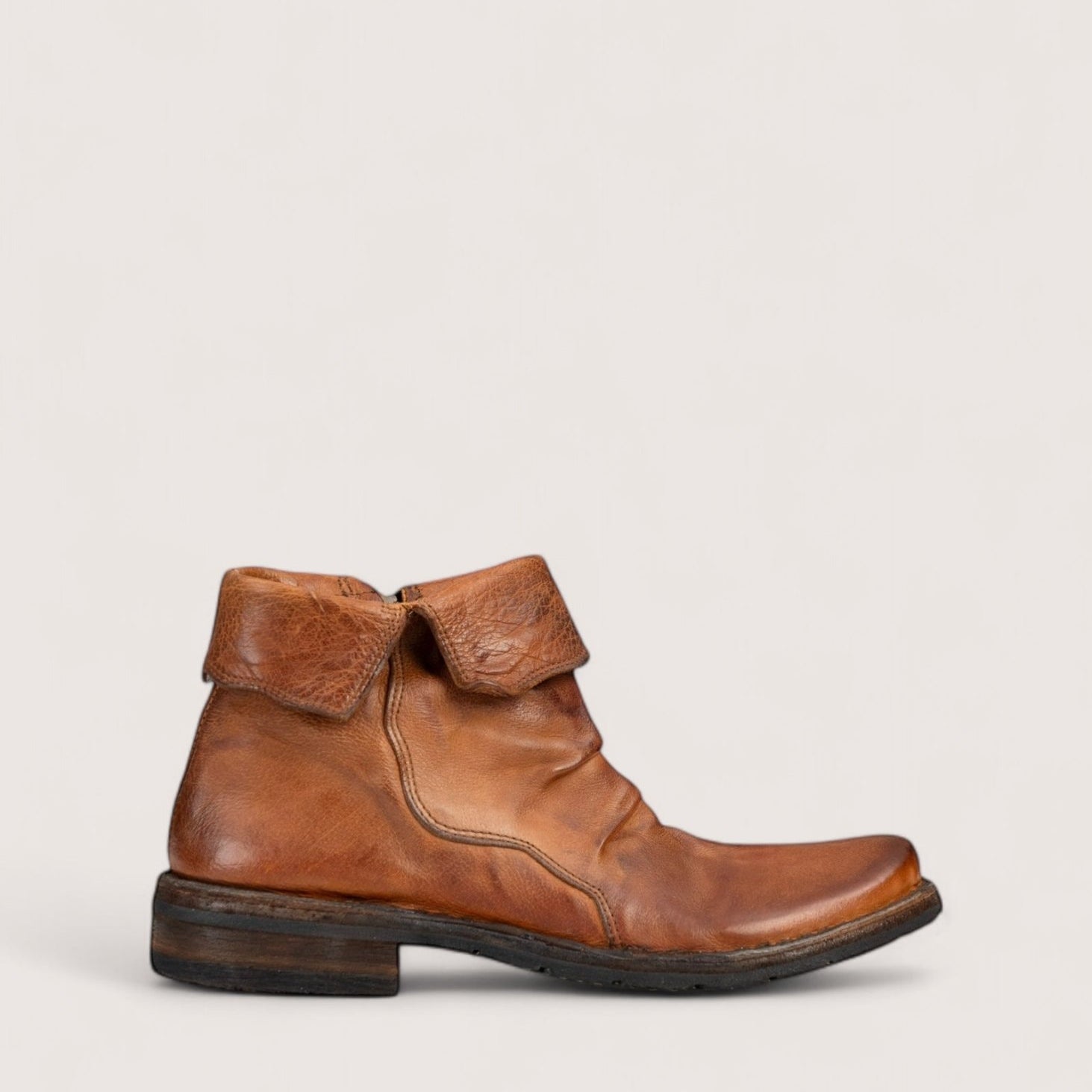 Bubetti 6737 Cognac Patina