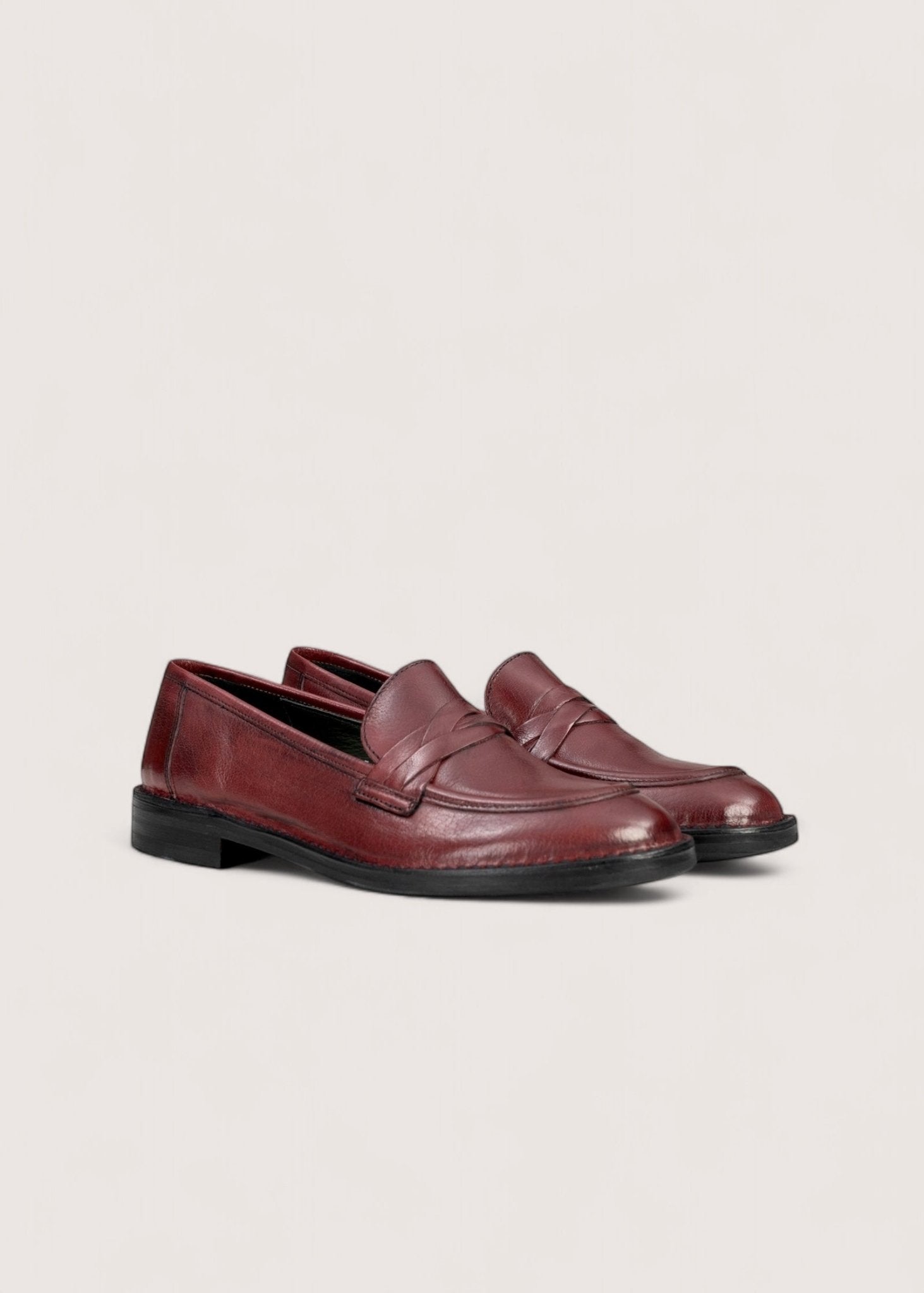 Bubetti 9748 Bordeaux Klassisk loafer med dekorative skind detaljer