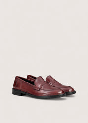 Bubetti 9748 Bordeaux Klassisk loafer med dekorative skind detaljer