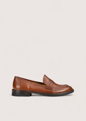 Bubetti 9748 cognac klassisk loafer med dekorative skind detaljer