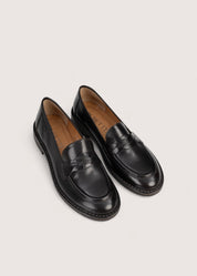 Bubetti 9748 mørk brun Klassisk loafer med dekorative skind detaljer