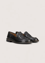 Bubetti 9748 mørk brun Klassisk loafer med dekorative skind detaljer