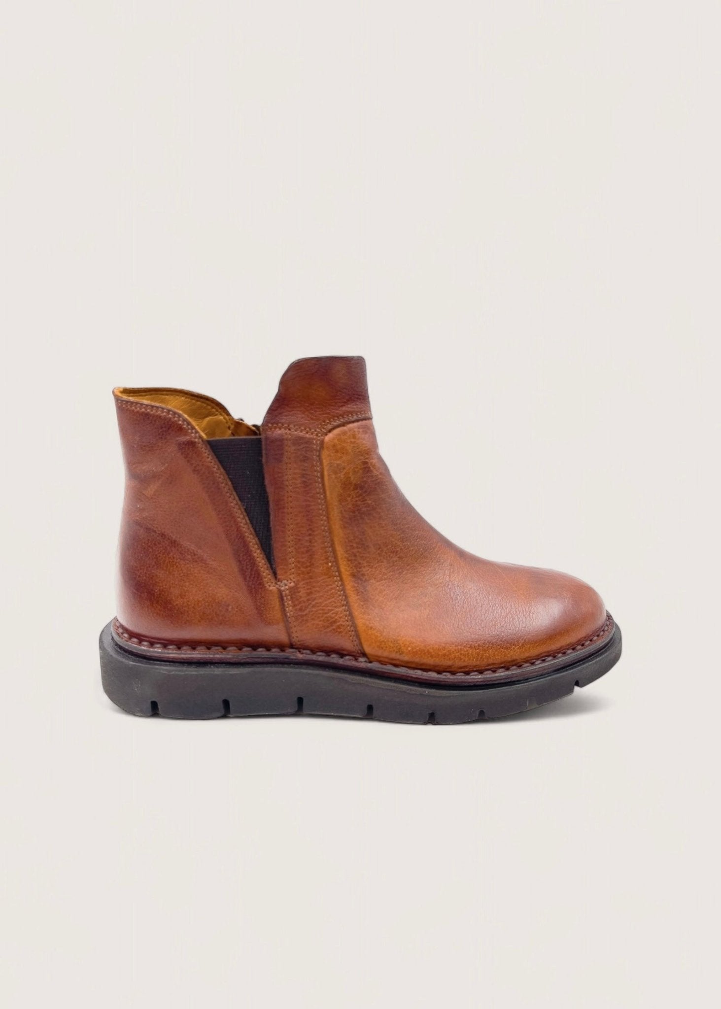Bubetti 9862 Letvægt Cognac Patina