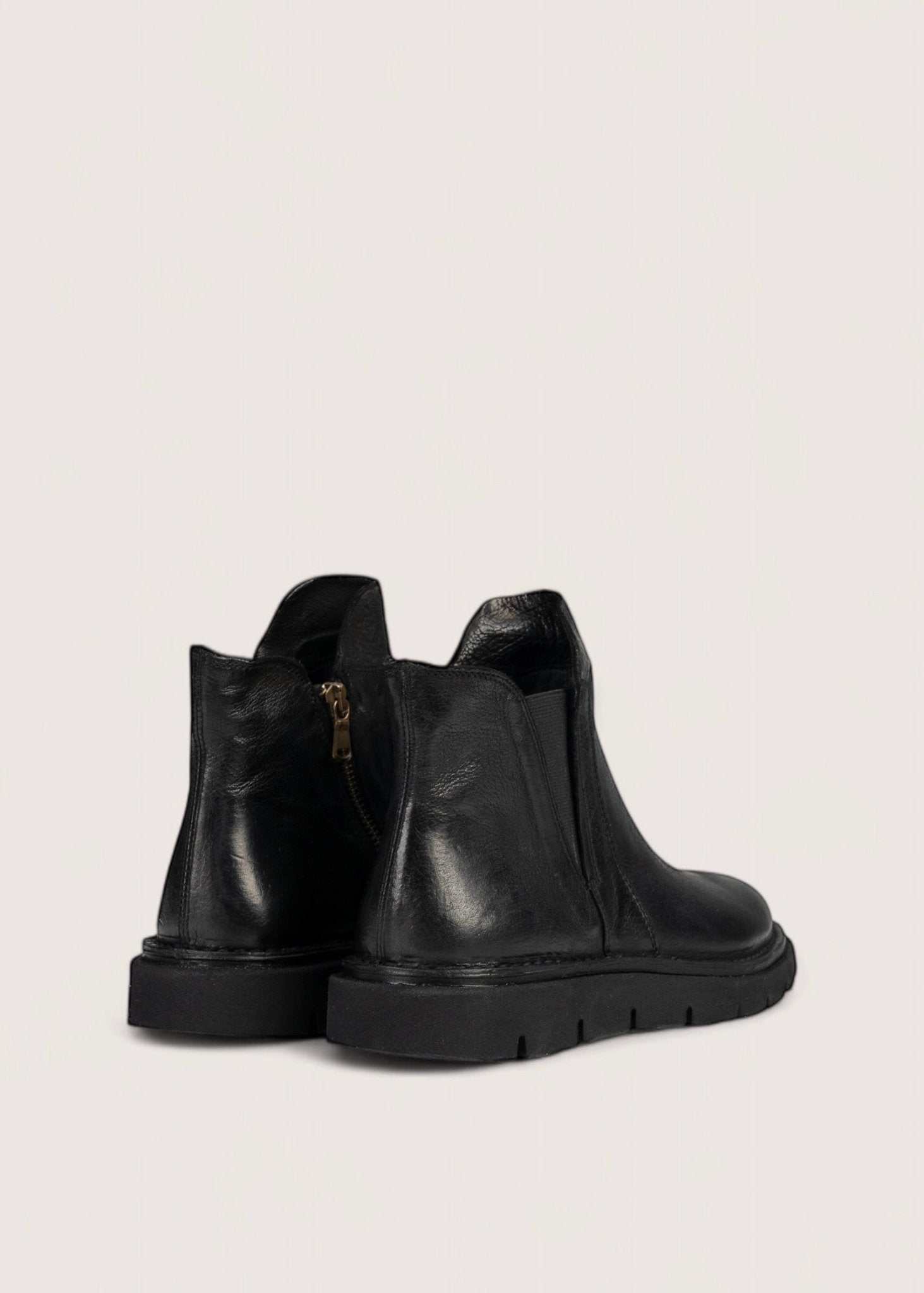 Bubetti 9862 Letvægt Sort Patina