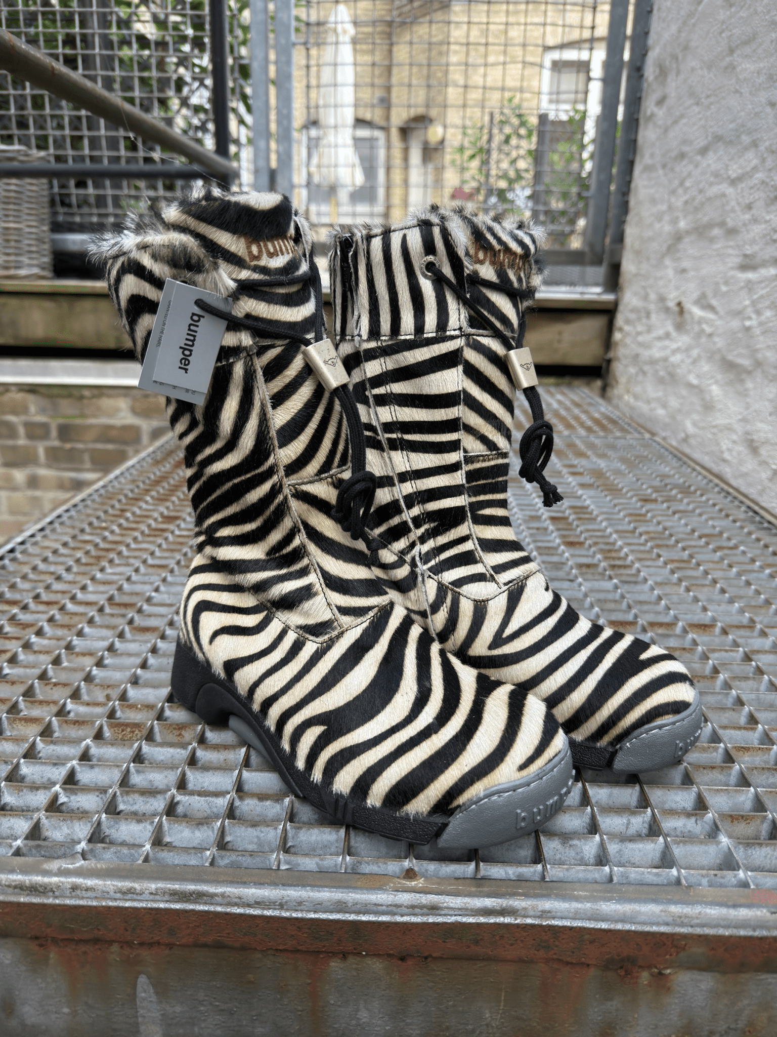 Bumper 08 Zebra