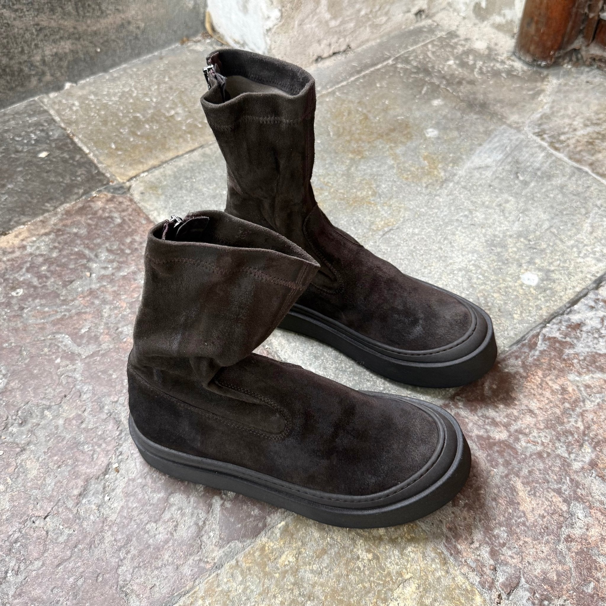 Lofina 10380 mørkbrun boot I camoscio stretch