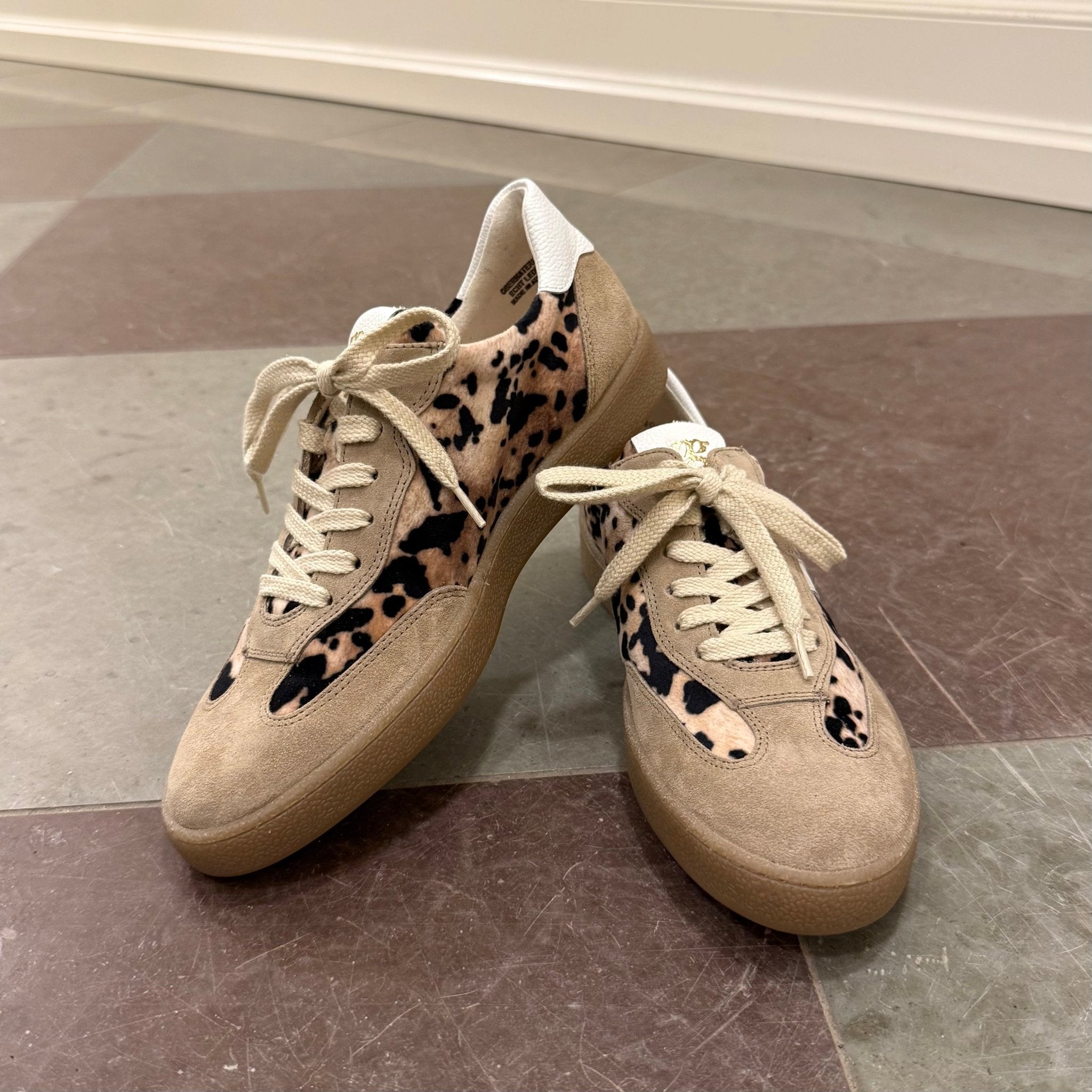 Paul Green 5437 - 139 Leo