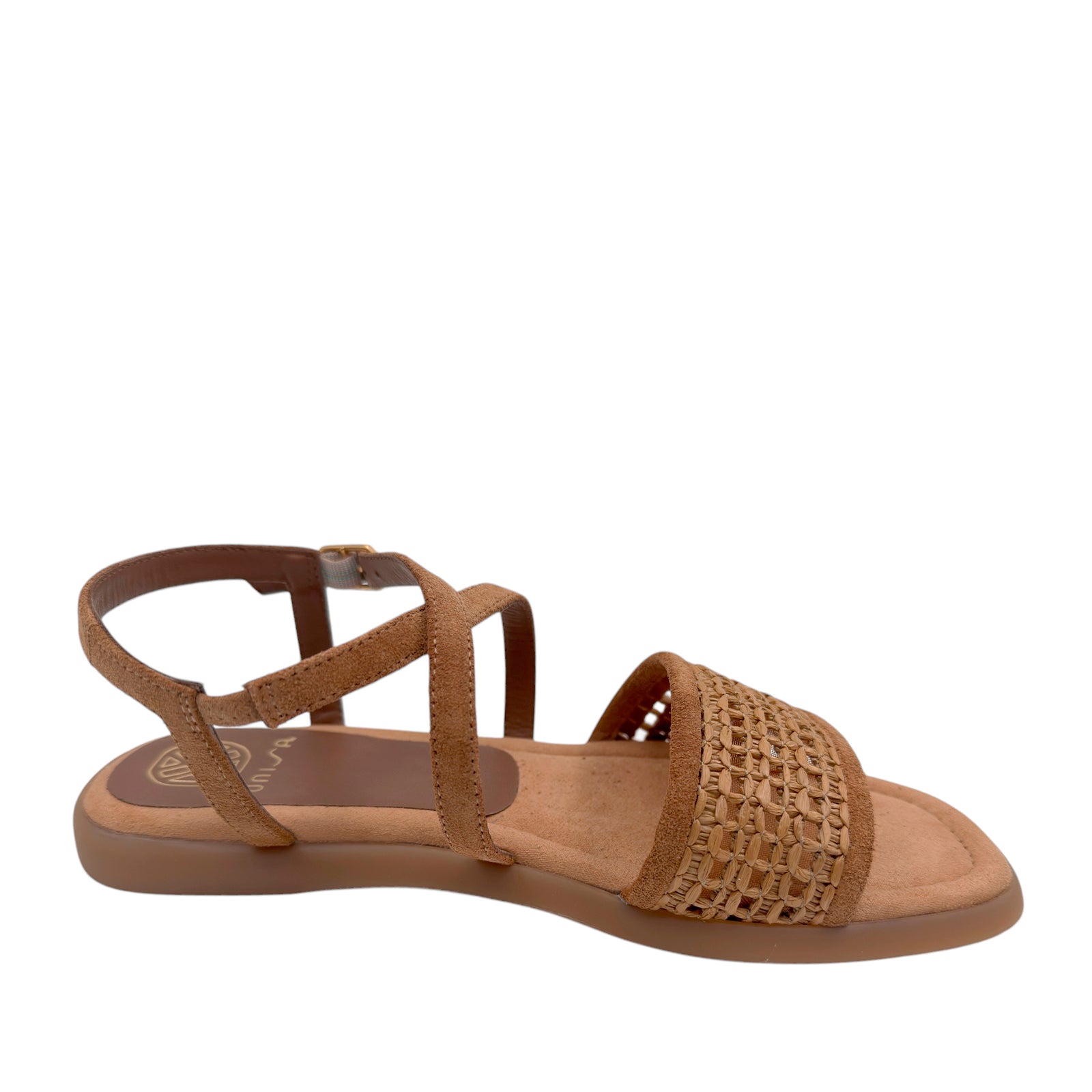 Unisa Cheval Cognac Flad Sandal med Ankelrem og Flet Foran