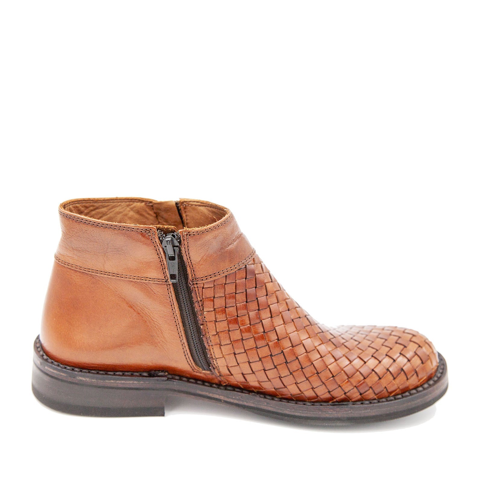 Bubetti 2609 cognac Bred Form