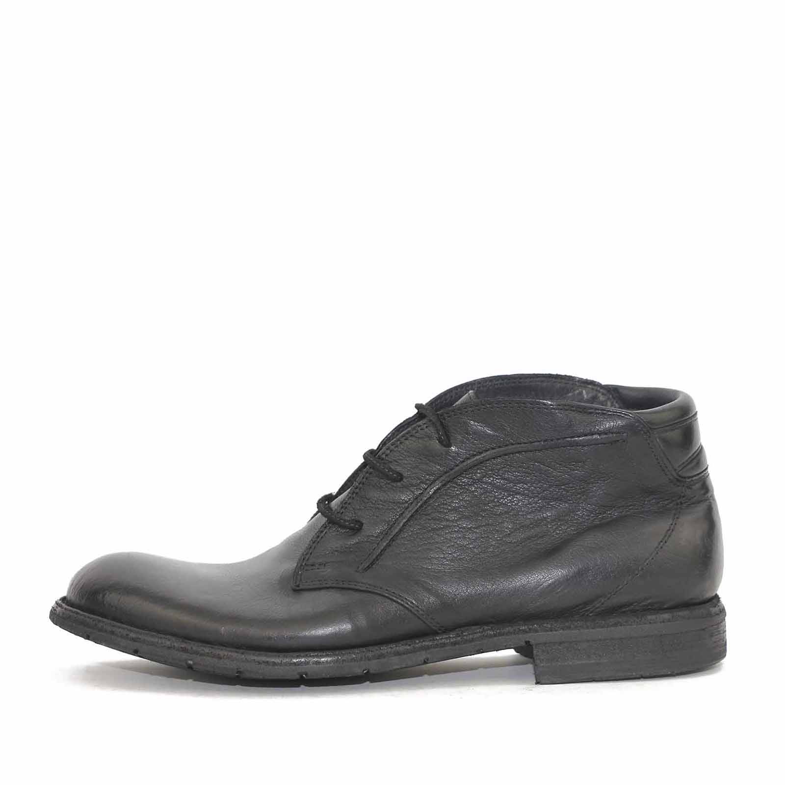 Bubetti 8698 vasket sort snørestøvle