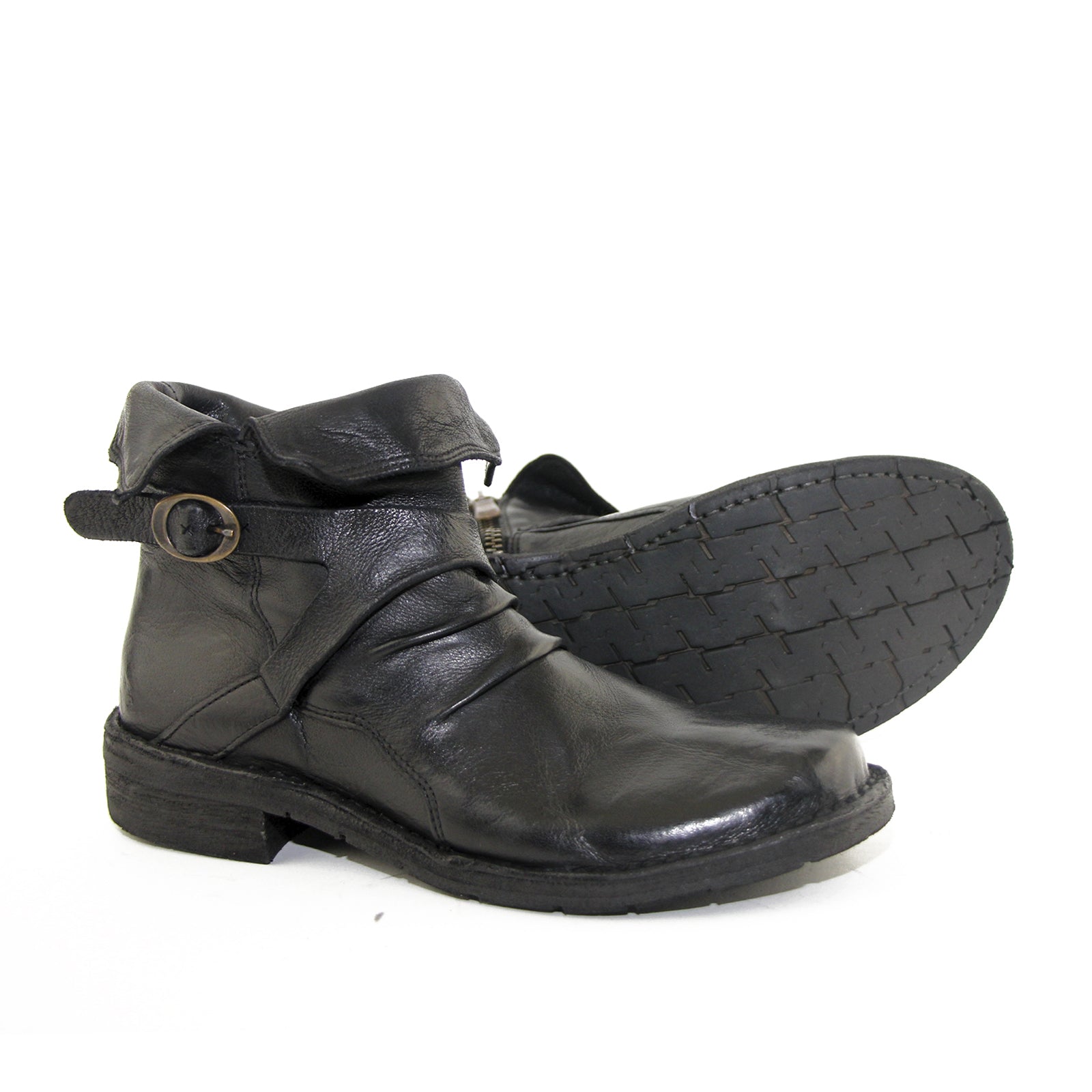 Bubetti 9895 Lux Nero Sort Damestøvle med Rem og Bred Snude