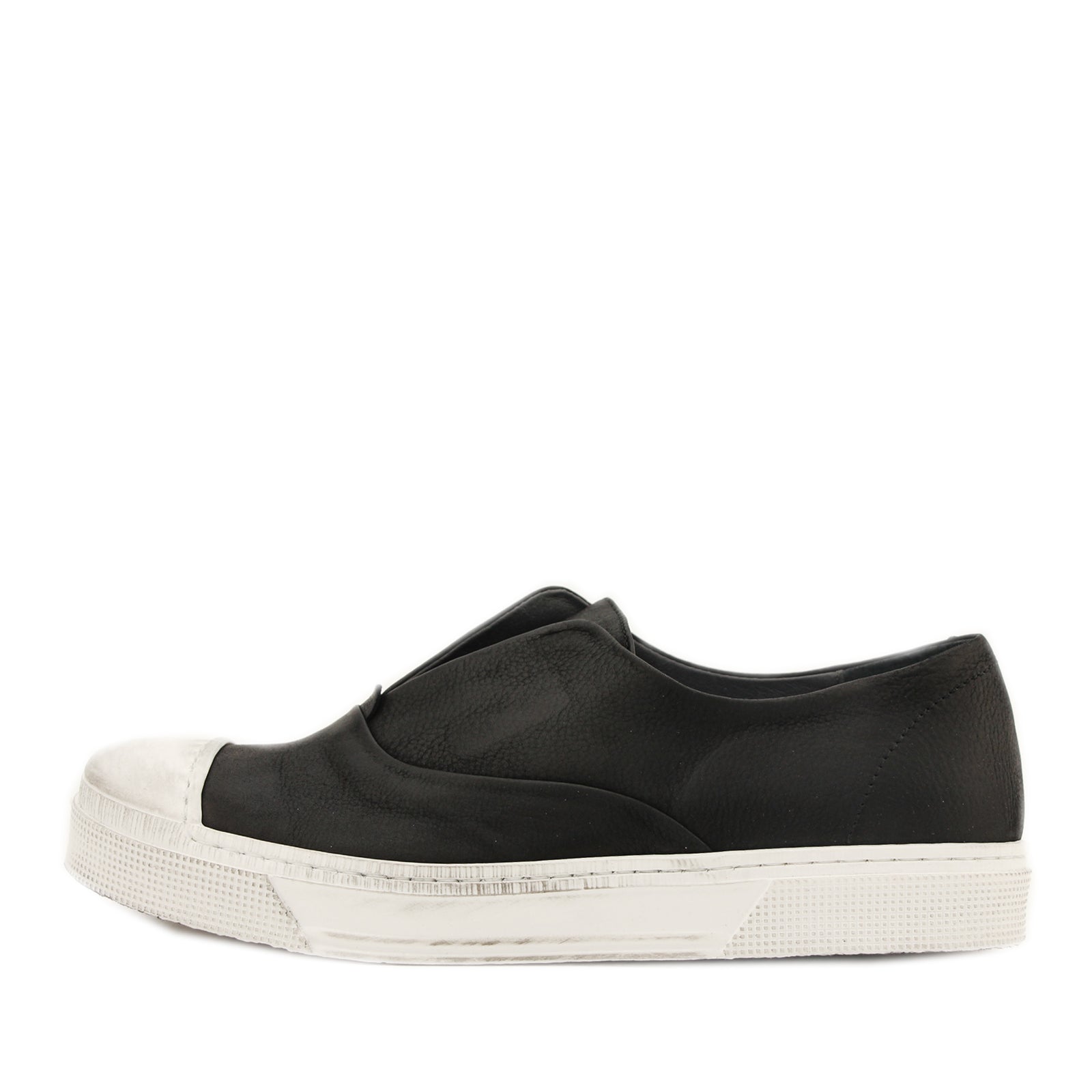 Lofina E5-250 sort sneaker med hvid sål